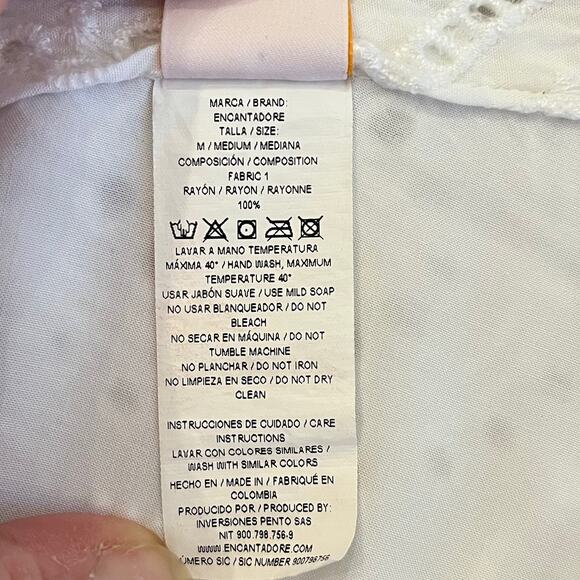 Encantadore Sarong Wrap Skirt Medium Eyelet Embroidered White Coverup Beach Pool - Picture 12 of 16